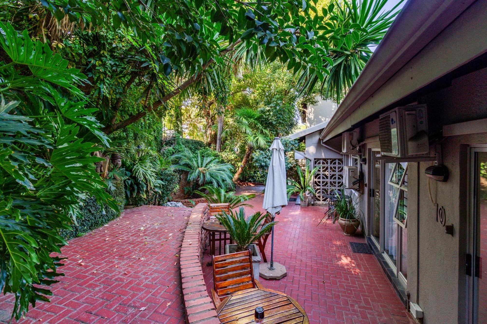 Pumleni Guesthouse Hartbeespoort Eksteriør bilde