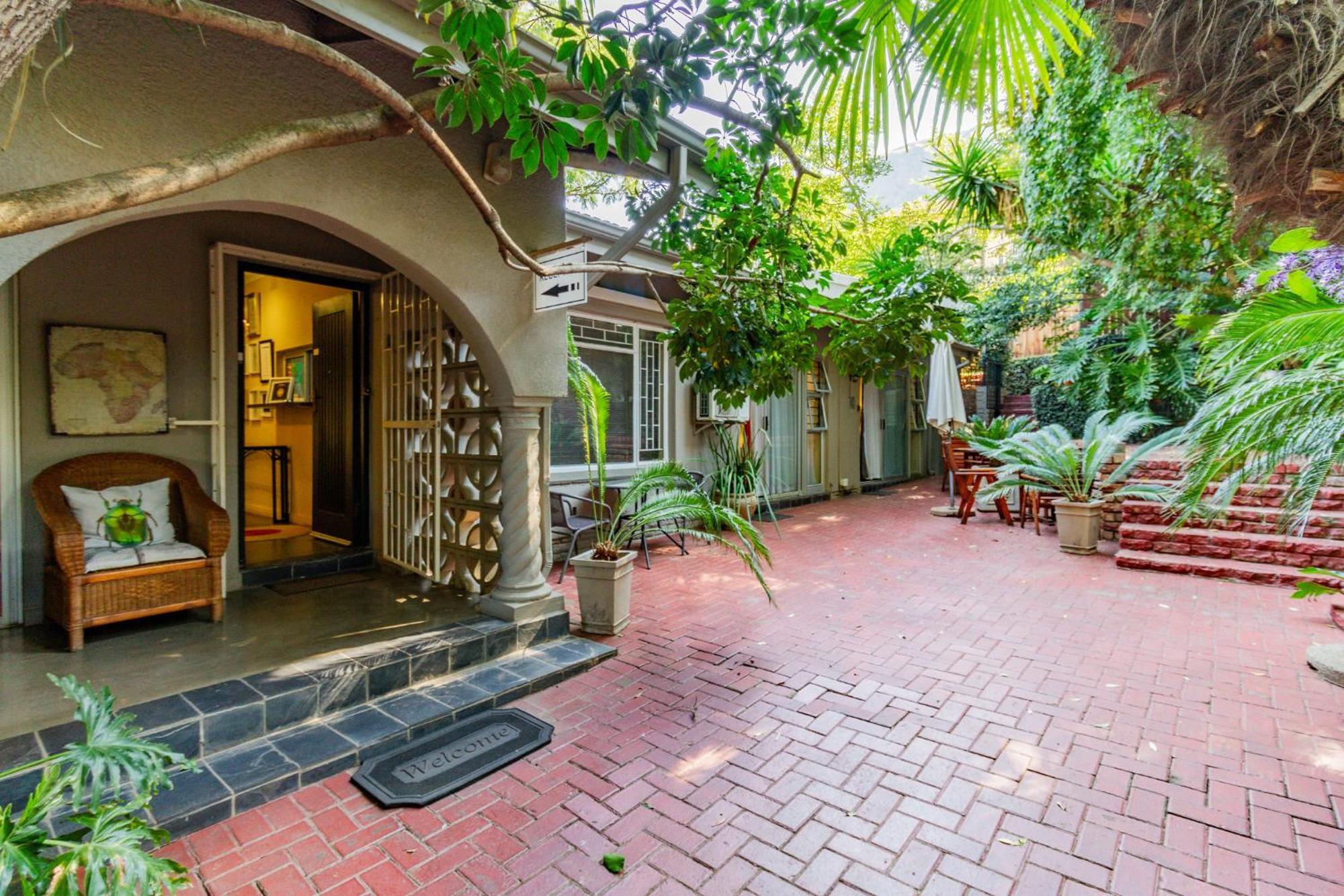 Pumleni Guesthouse Hartbeespoort Eksteriør bilde