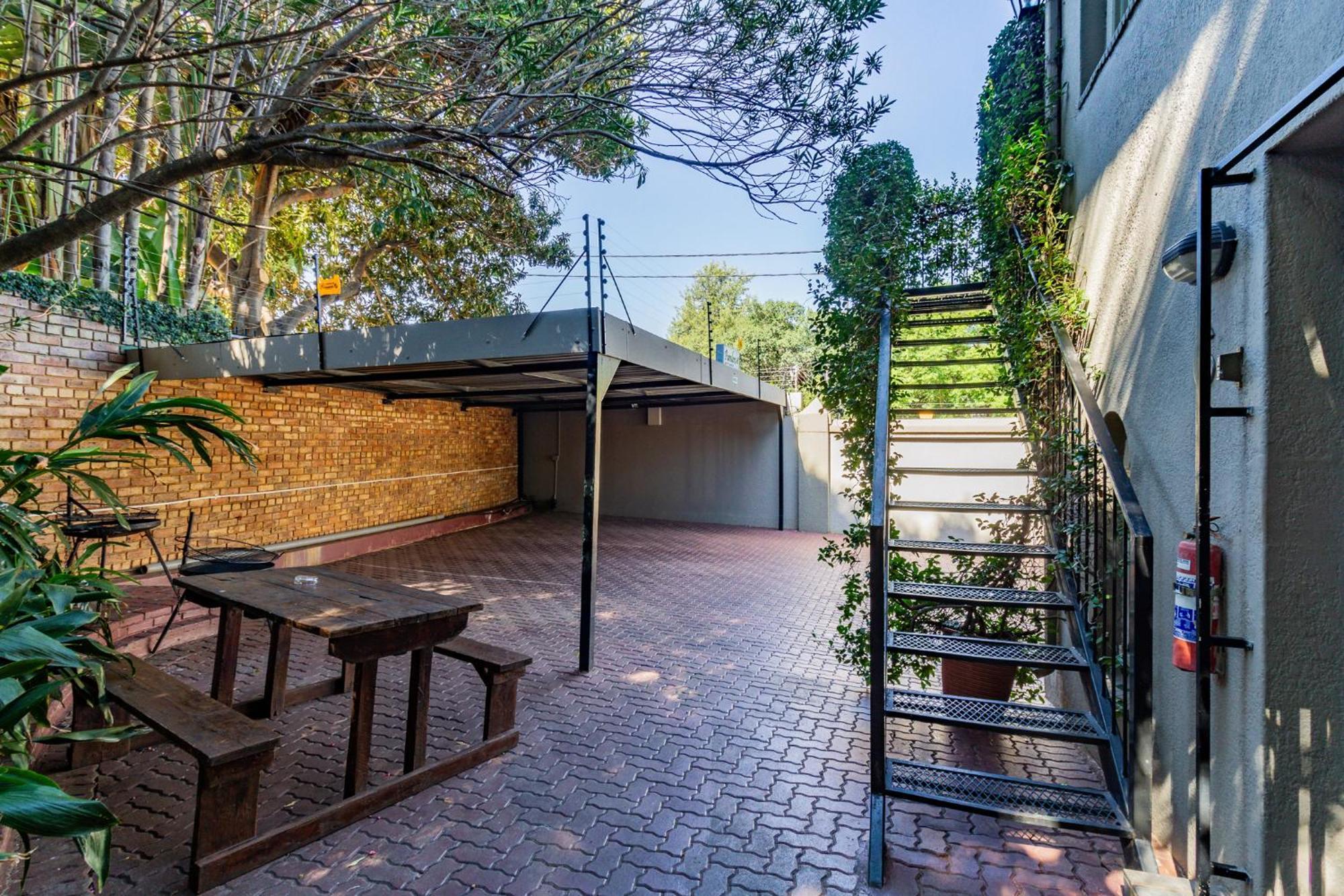 Pumleni Guesthouse Hartbeespoort Eksteriør bilde