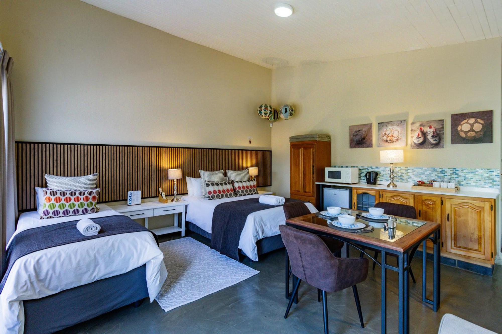 Pumleni Guesthouse Hartbeespoort Eksteriør bilde
