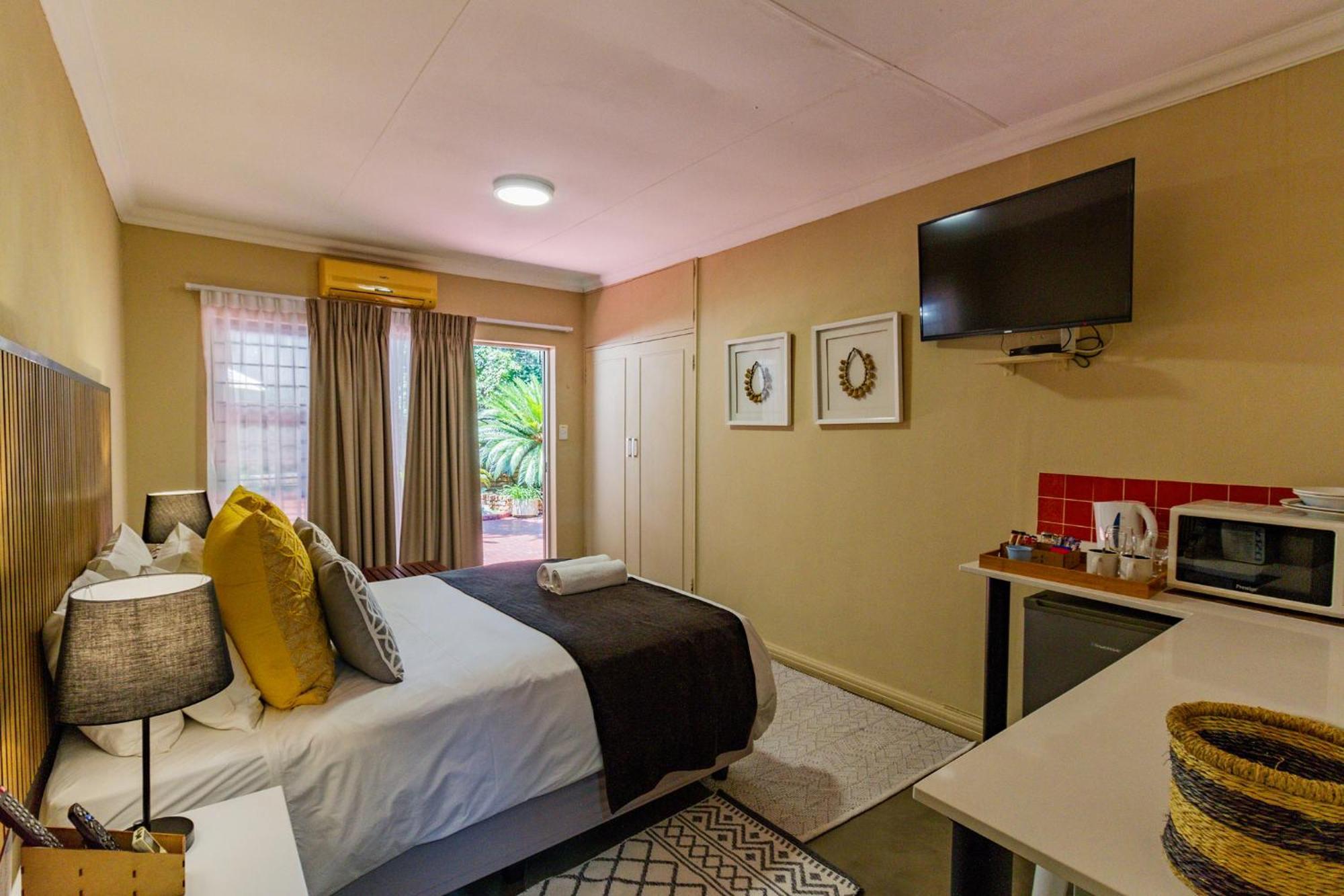 Pumleni Guesthouse Hartbeespoort Eksteriør bilde